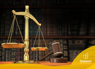 Direito Constitucional e Adminstrativo